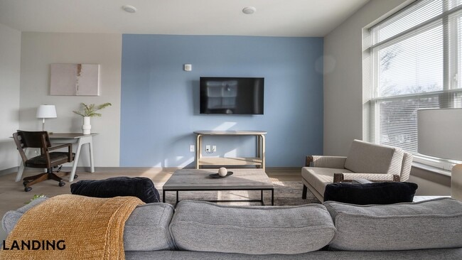 Photo - 1801 Meridian St Unit 228