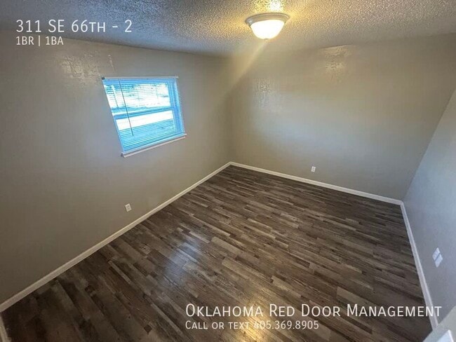 Photo - 311 SE 66th St Unit 2