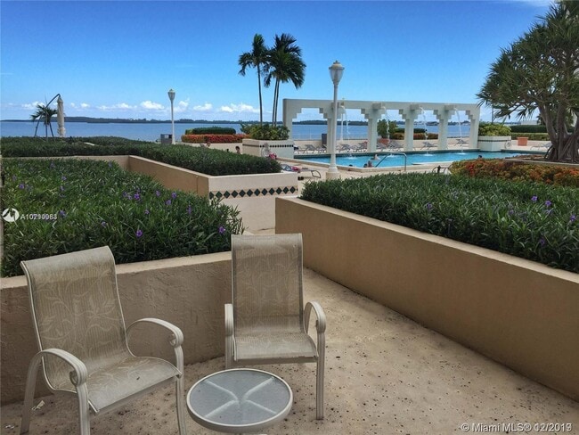 Photo - 770 Claughton Island Dr