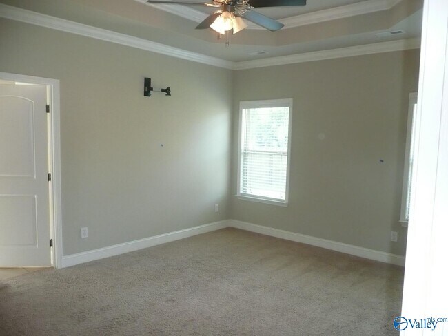 Photo - 267 New Bristol Ln