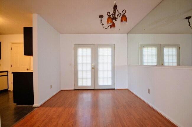 Photo - 1483 Springleaf Cir SE