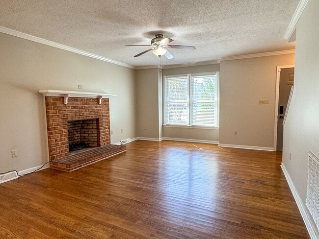 Photo - 4308 Boxwood Dr