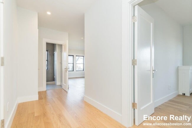 Photo - 123 Highland Ave Unit 29