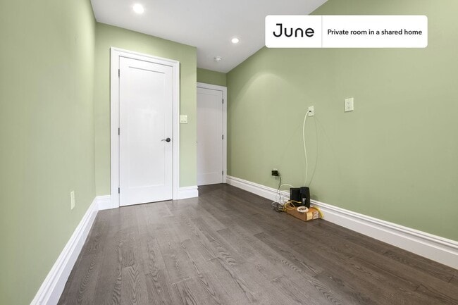 Photo - Room in Shared 3 bed/1 bath home Unidad A