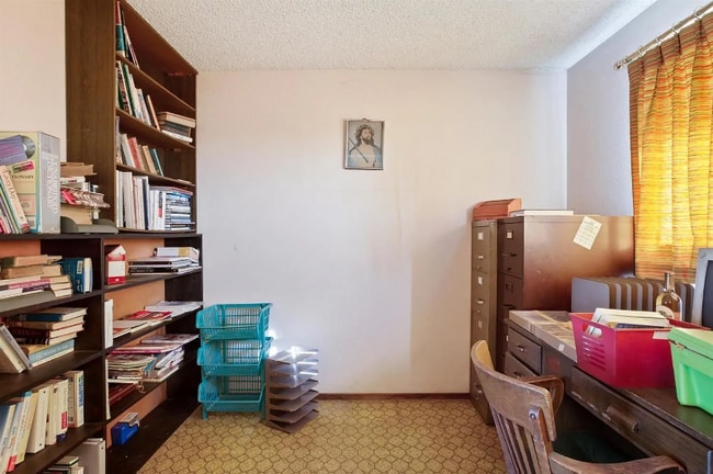 Photo - 2507 Golf Rd