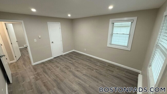 Photo - 10 Perry St Unit 12