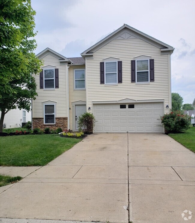 Building Photo - 898 Stonehurst Dr Rental