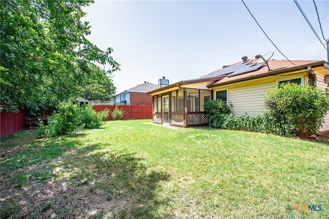 Photo - 2406 Cactus Dr