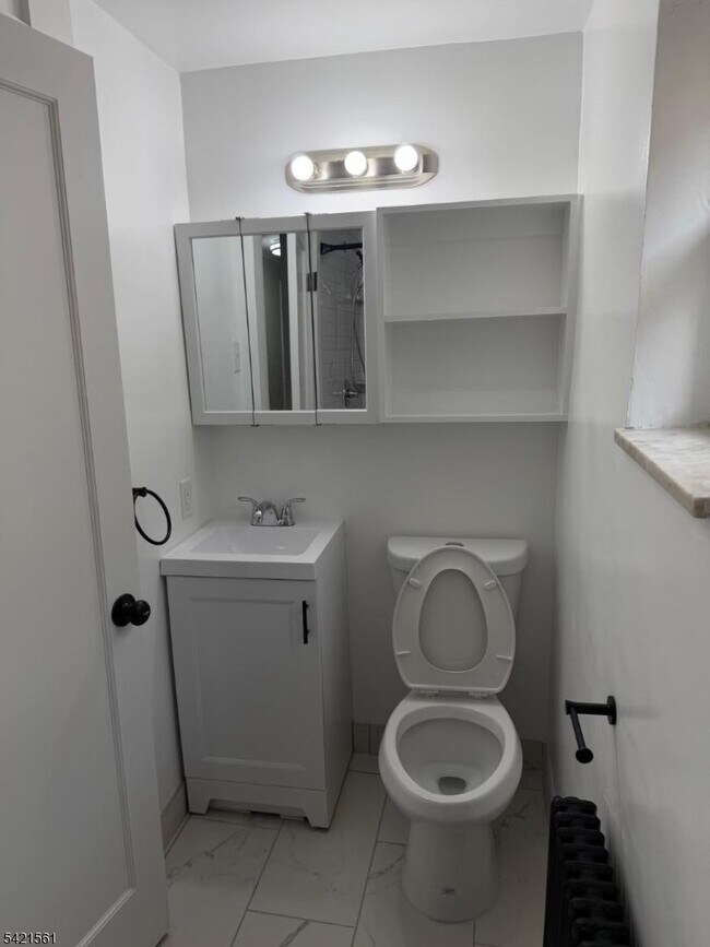 Photo - 305 Millburn Ave