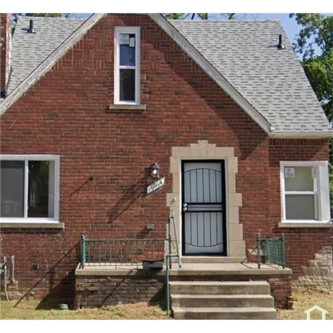 Building Photo - Section 8 Ready: 4-Bedroom 2-Bathroom