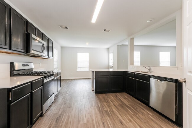 Photo - 2451 Gibbs Bend Ct