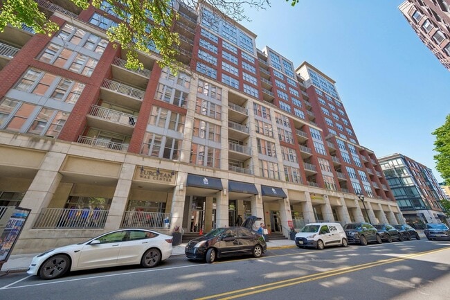 Photo - 1125 Maxwell Ln Unit 1024