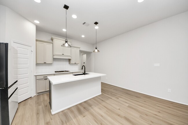 Photo - 25931 Dawning Torch Trce