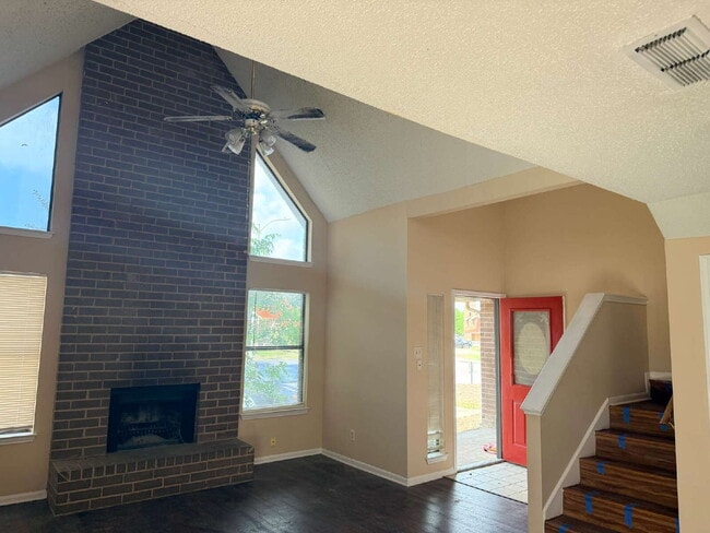 Photo - Two Bed/ Two Bath Duplex Home, Close to Ft. Sam Houston Unit 2