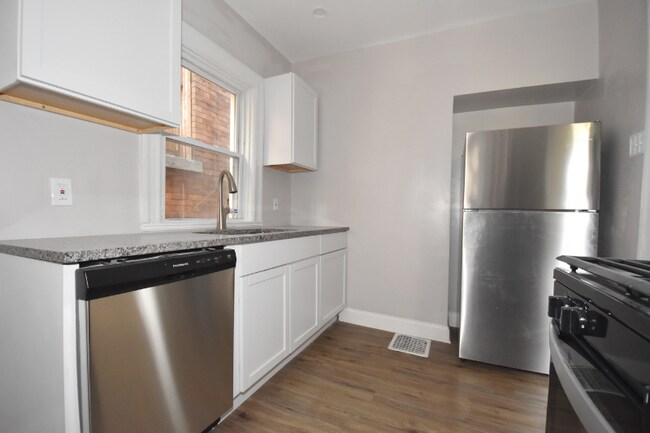 Photo - 5404 Black St