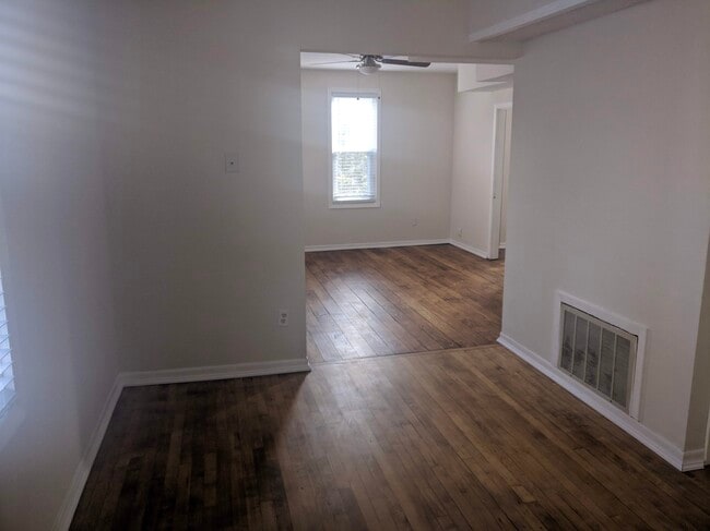 Photo - 211 17th Avenue Northeast