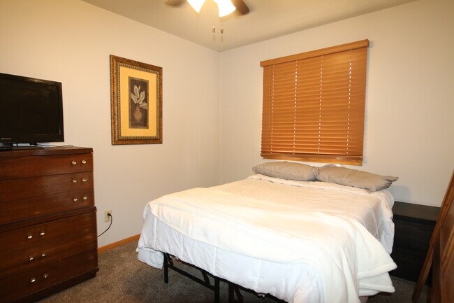 Photo - 1223 S Main St Unit 11