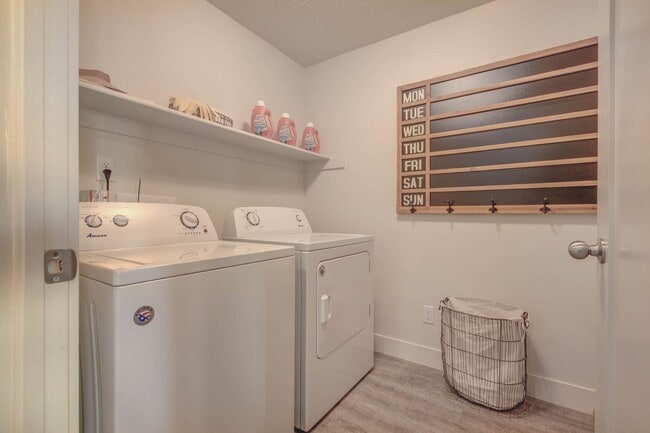 Save time and simplify your routine with in-home laundry amenities.