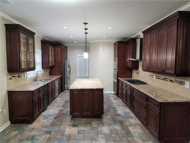 Photo - 12990 Meridian Ct