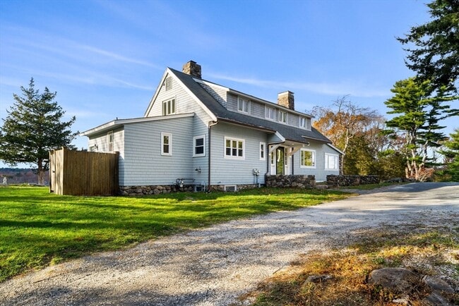 Photo - 1 Noahs Hl Wy