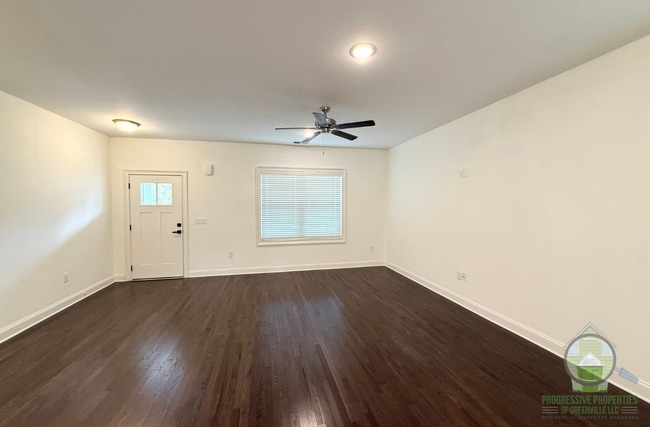 Photo - 336 Prosperity Ave