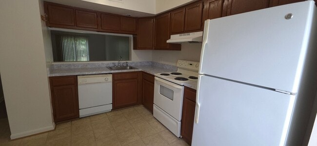 Photo - Available NOW - Freshly Updated 2 Bedroom in Columbia, MD