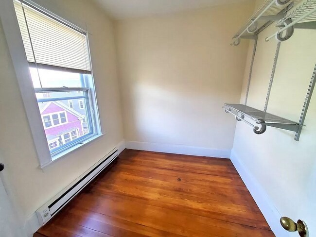 38 Jefferson St Unit 2