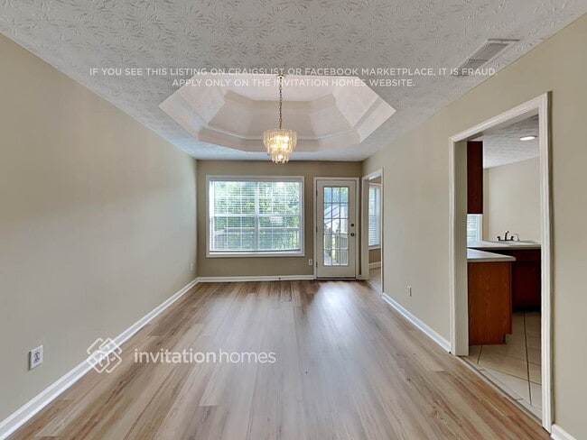 Photo - 3208 Evonshire Ln