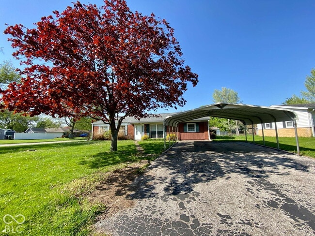 226 Southlane Dr