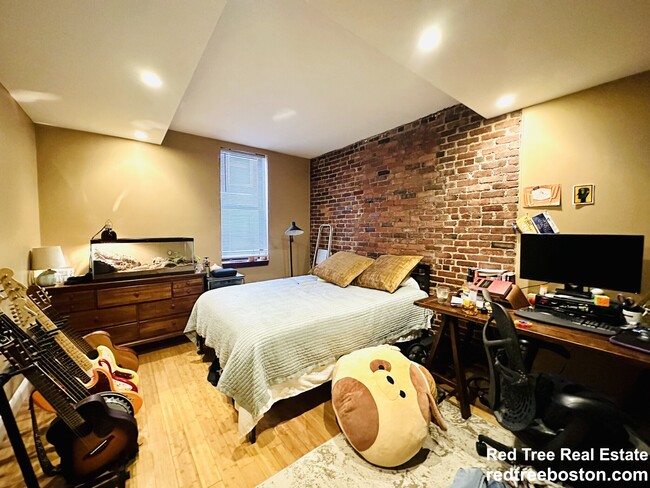 Photo - 31 Brainerd Rd