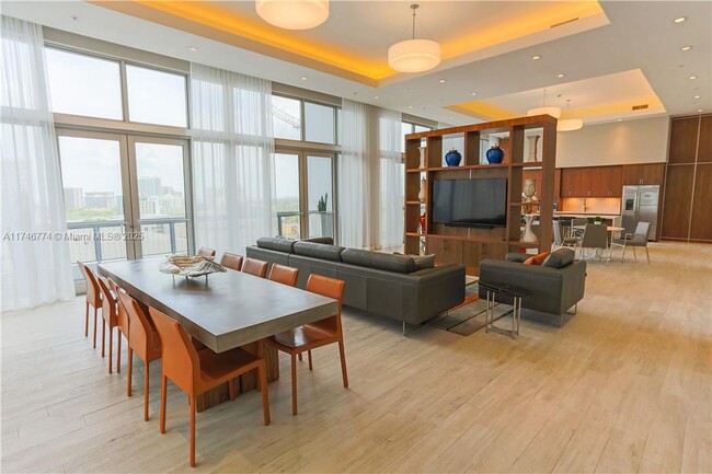 Photo - 117 SW 10th St Apartment Unit 1901