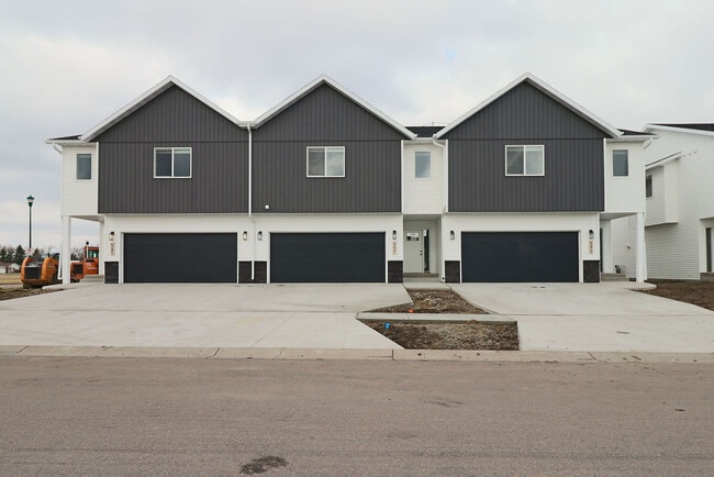 Building Photo - 6159 24th St S