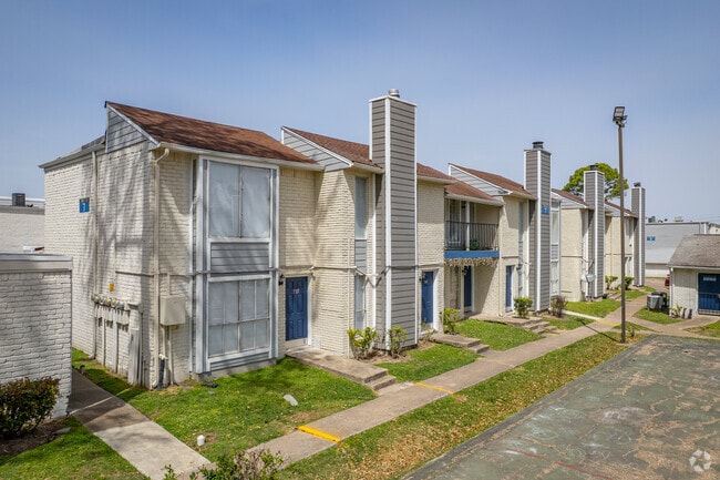 9430 Concourse Dr - The Sanctuary at 9430