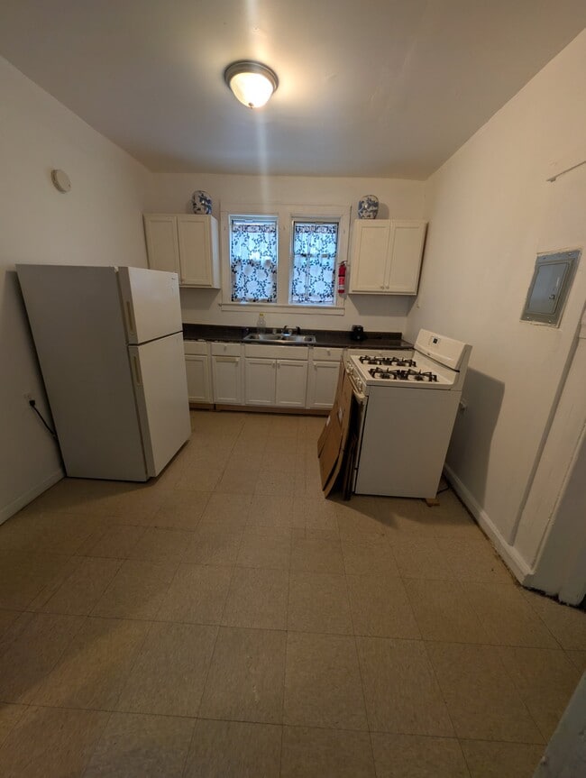 Photo - 240 Timon St Unit 1st floor back
