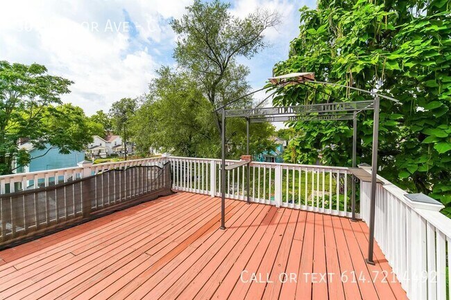 Photo - 307 Taylor Ave