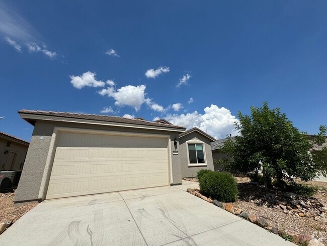 Building Photo - 3BR/2BA/2CG, 1617 sq.ft. rental in Sierra ...