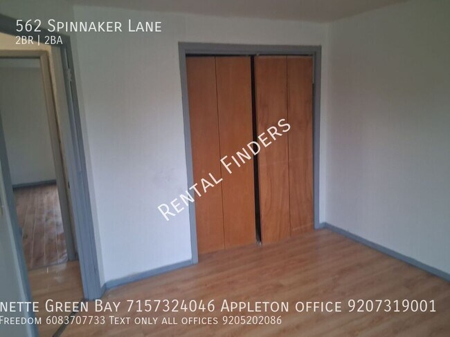 562 Spinnaker Ln