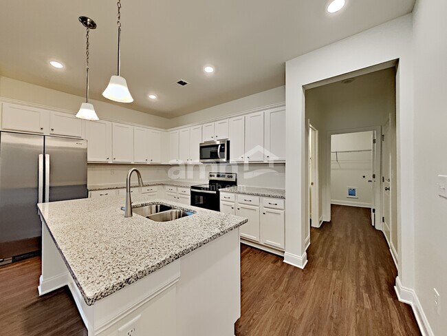 Photo - 5120 Smithbriar Dr