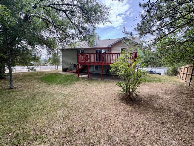 Photo - 2905 High Park Dr