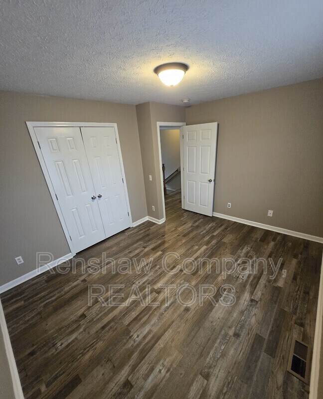 Photo - 149 Cloverdale St