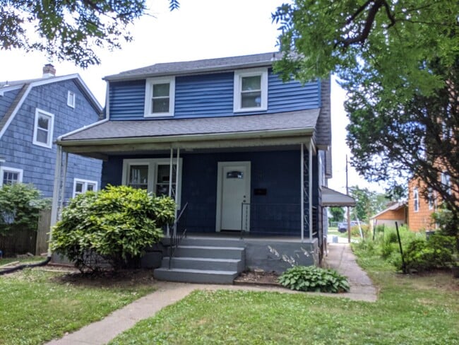 Building Photo - Charming 3 Bedroom/ 1 Bathroom Home in Dundalk, MD!