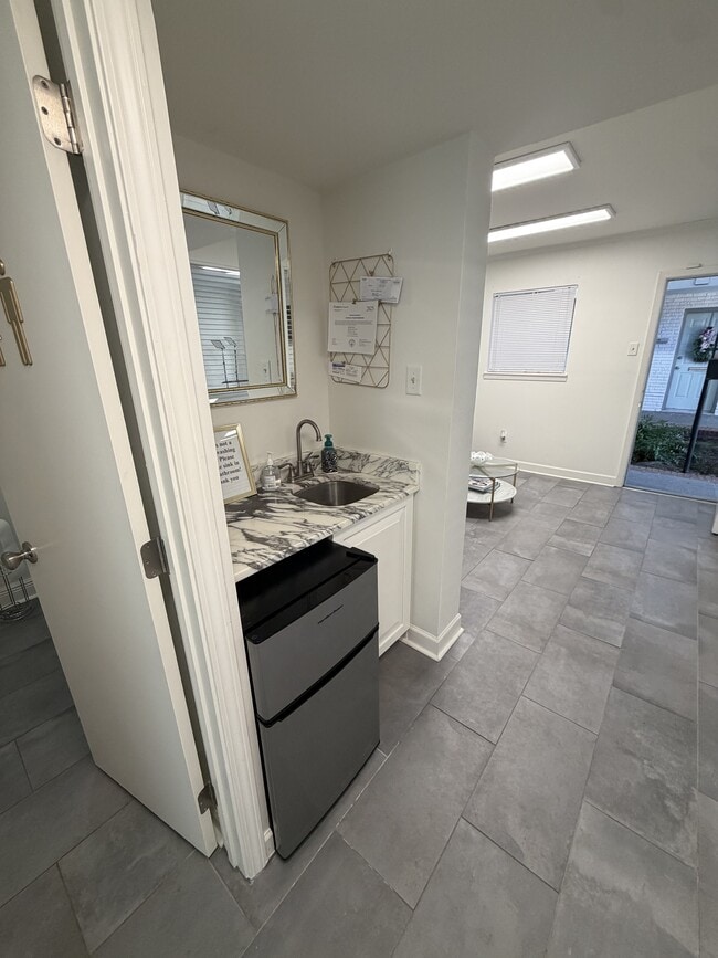 Photo - 2955 Ridgelake Dr