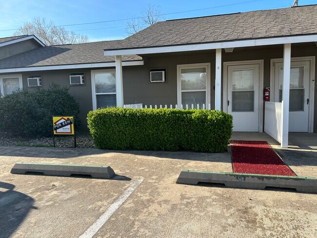 Entrance 3 - Garden Cottages