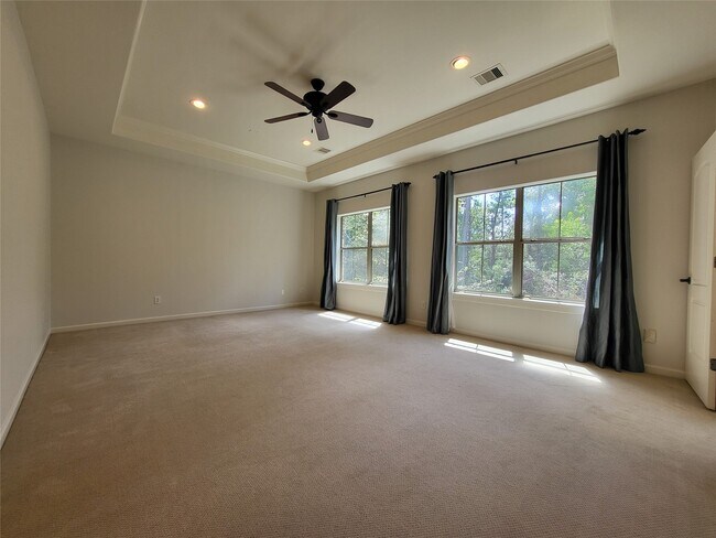 Building Photo - 8811 Van Allen Dr