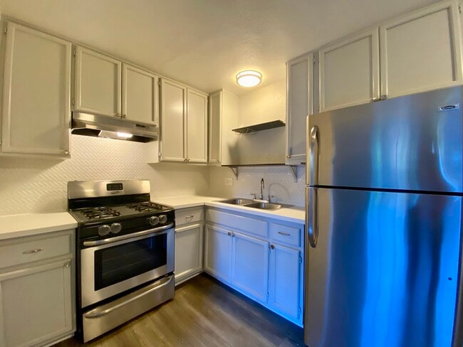 Photo - The Carlton Apartments