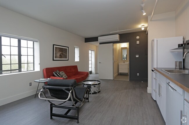 Photo - Coronado Hotel Apartments