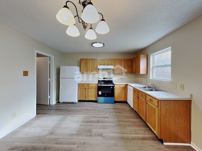 Photo - 8845 Limberlost Ct