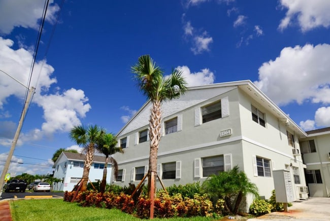 1540 Blue Heron Blvd Unit 1540-34 2/1L