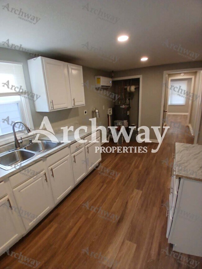 Photo - 913 S 11th St