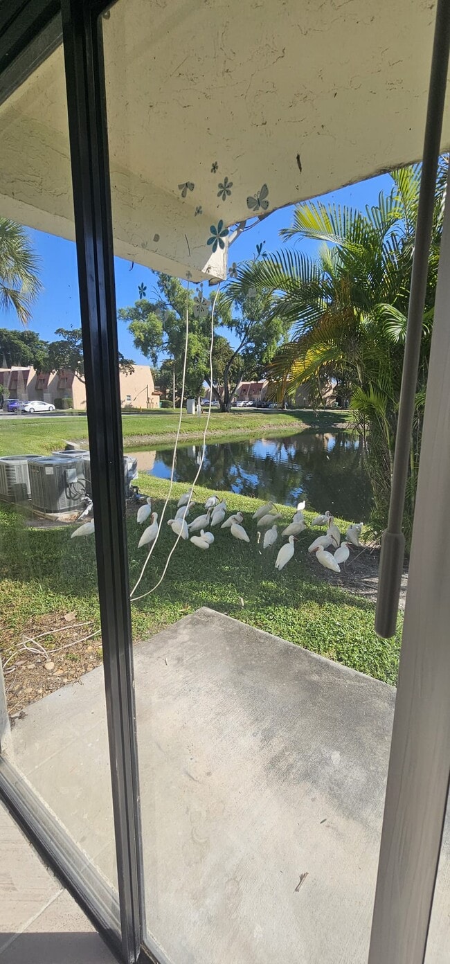 Photo - 6020 Shaker Wood Cir